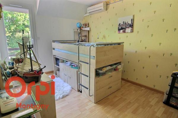 Maison à vendre    6 pièces • 126 m2 Montigny-le-Bretonneux