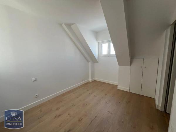 Appartement à louer 3 pièces 106.55m² Pau (64000)