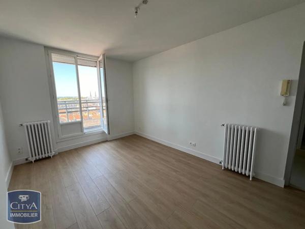 Appartement à louer 3 pièces 106.55m² Pau (64000)