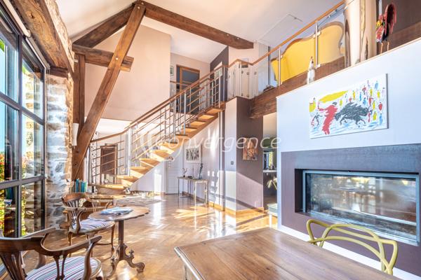 Maison
                                                                                                                                                                                                                                                                                                                        6 pièce(s)                                                                                                                                                                                                          4 chambre(s)                                                                                                                                                                                                          276  m²