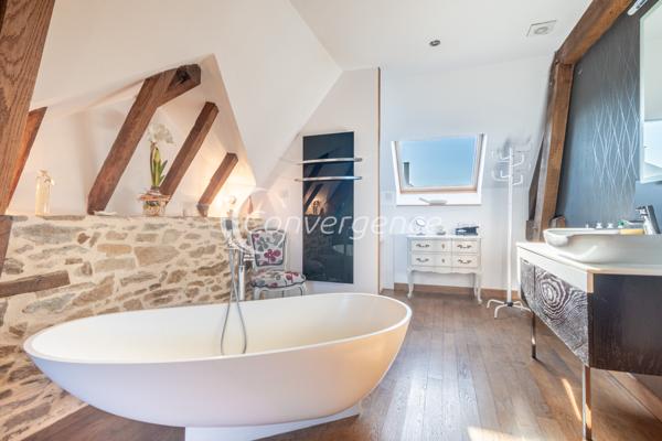 Maison
                                                                                                                                                                                                                                                                                                                        6 pièce(s)                                                                                                                                                                                                          4 chambre(s)                                                                                                                                                                                                          276  m²