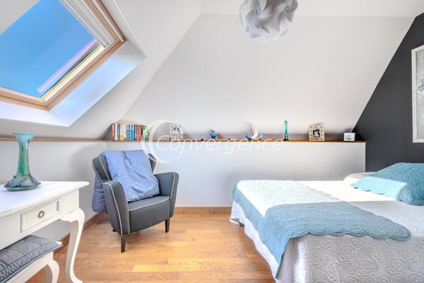 Maison
                                                                                                                                                                                                                                                                                                                        6 pièce(s)                                                                                                                                                                                                          4 chambre(s)                                                                                                                                                                                                          276  m²