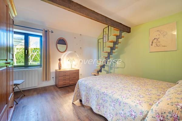 Maison
                                                                                                                                                                                                                                                                                                                        6 pièce(s)                                                                                                                                                                                                          4 chambre(s)                                                                                                                                                                                                          276  m²