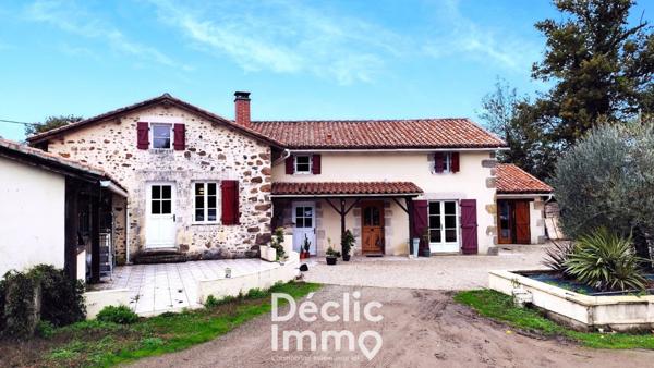 Vente maison Confolens, 190m² 8600m² 6 pièces 220 500€