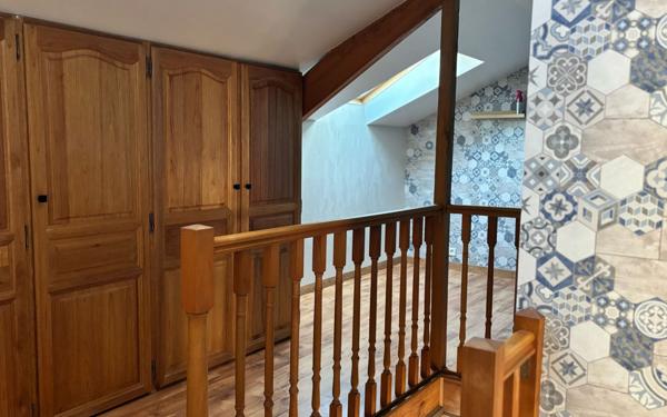 Maison à vendre    5 pièces • 145 m2 Marchais