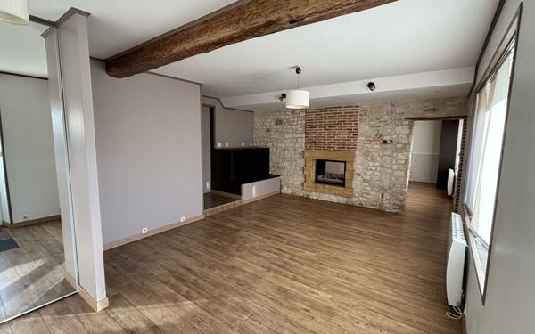 Maison à vendre    5 pièces • 145 m2 Marchais