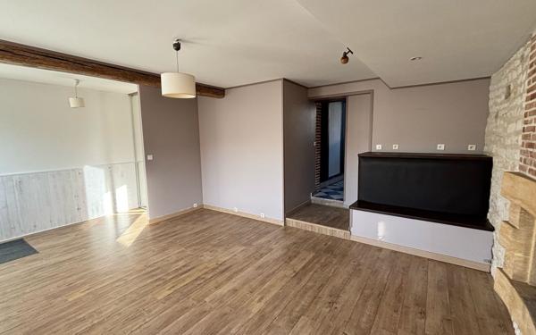 Maison à vendre    5 pièces • 145 m2 Marchais