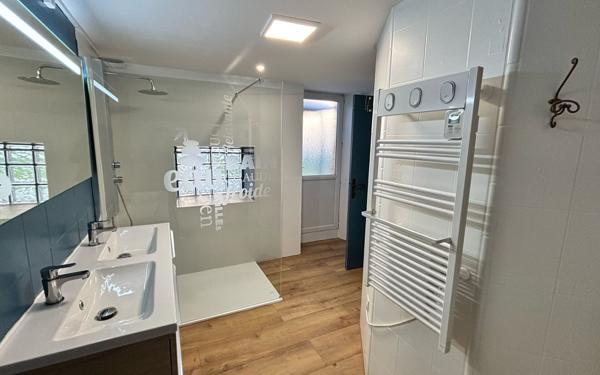 Maison à vendre    5 pièces • 145 m2 Marchais