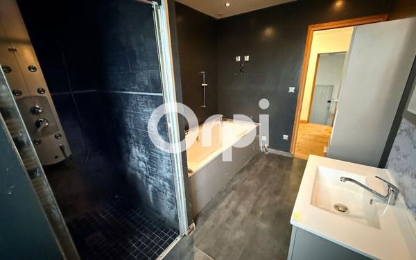 Maison à vendre    3 pièces •  Auby