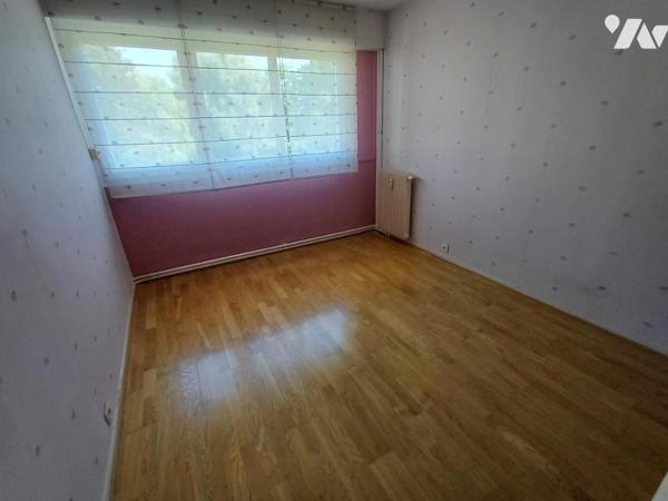 AMIENS, proche Hotoie : Appartement au 1er étage avec ascenseur, 86 m2, cave, garage