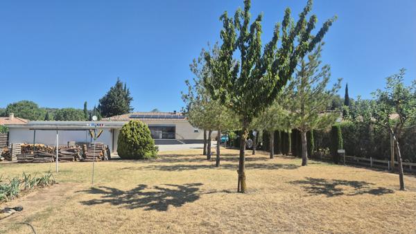 Vente en nue propriété, 137m², 3 chambres, garage, parcelle de 2034m², Mobil home