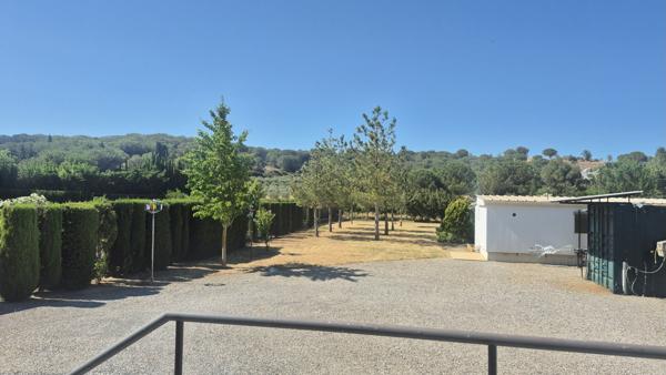 Vente en nue propriété, 137m², 3 chambres, garage, parcelle de 2034m², Mobil home