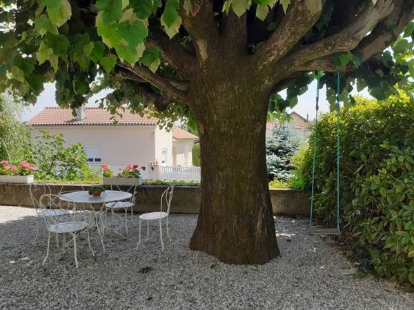 Maison à vendre |  Saint-Genis-Laval |  4 pièces | 186 m²