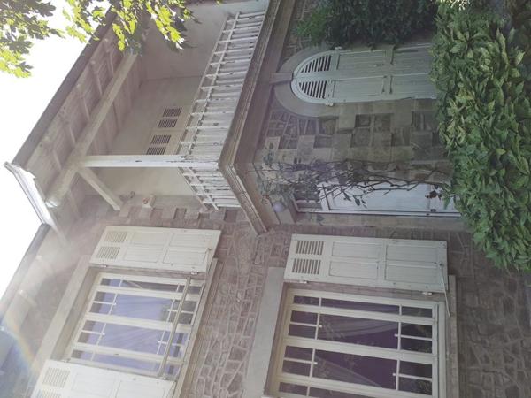 Maison à vendre |  Saint-Genis-Laval |  4 pièces | 186 m²