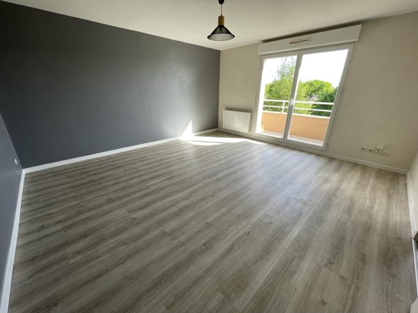 PROCHE CHU - T2 49 M² LIBRE
