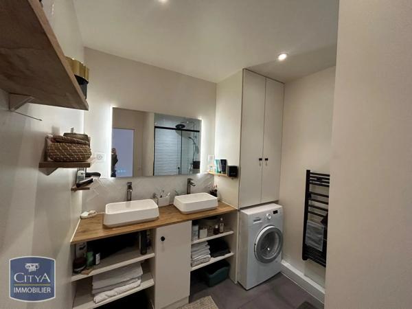 Appartement à louer 3 pièces 74.34m² Marseille 6e Arrondissement (13006)