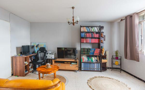 Appartement à vendre    3 pièces • 71 m2 Pertuis