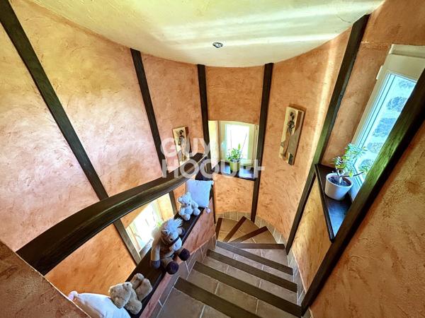 MAISON À VENDRE DE 6 PIÈCES DE 158,75 M²