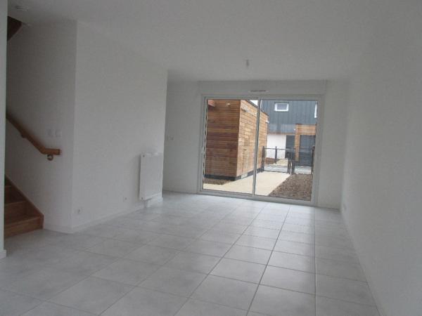 Maison Carquefou Bourg avec locataire en place 4 pièce(s) 75,82 m2