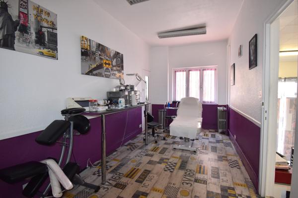 Local Commercial 7 pièces - 118 m² Exclusivité efficity