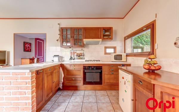 Maison à vendre    4 pièces • 104,73 m2 Villeurbanne