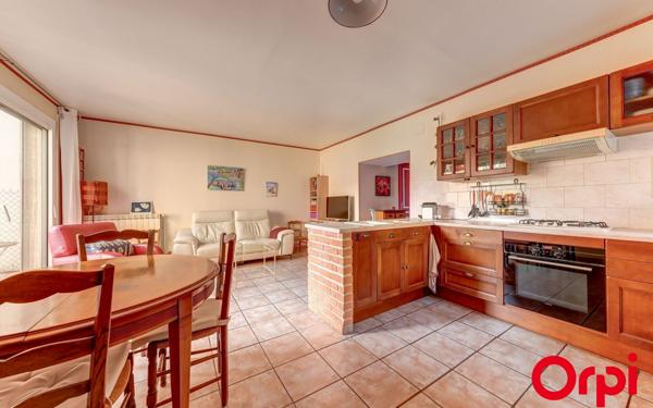 Maison à vendre    4 pièces • 104,73 m2 Villeurbanne