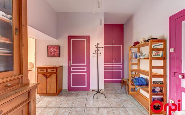 Maison à vendre    4 pièces • 104,73 m2 Villeurbanne