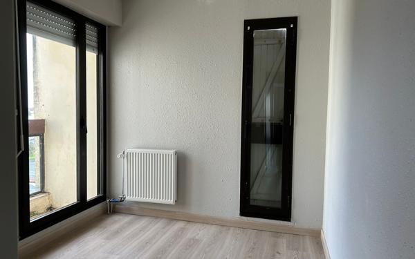 Appartement à louer    2 pièces •  La Rochelle