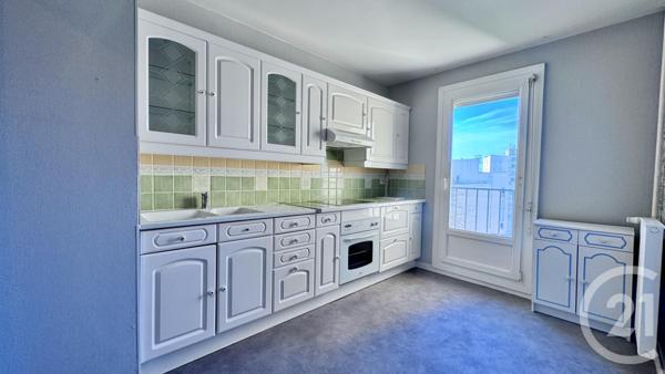 Appartement F5 à vendre  5 pièces - 91,30 m2 COMPIEGNE - 60