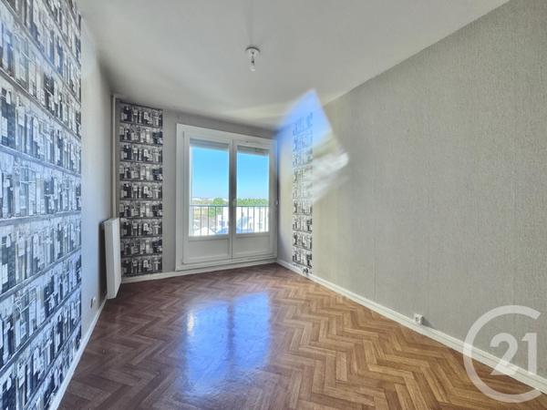 Appartement F5 à vendre  5 pièces - 91,30 m2 COMPIEGNE - 60