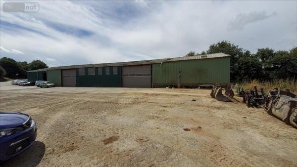 Garage - Parking à vendre à Saint-Hernin dans le Finistère (29270), ref : 29066-1061395