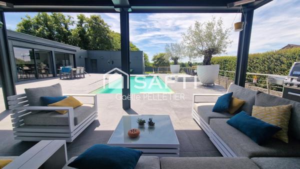 Propriété contemporaine d'exception avec piscine, pool-house, jacuzzi et appartement indépendant  - Saint-Vit.