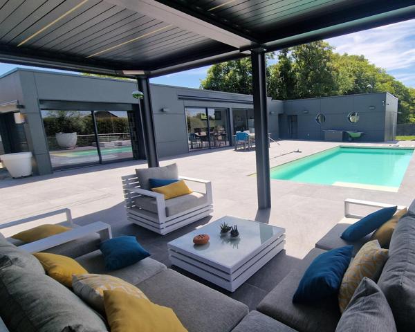 Propriété contemporaine d'exception avec piscine, pool-house, jacuzzi et appartement indépendant  - Saint-Vit.