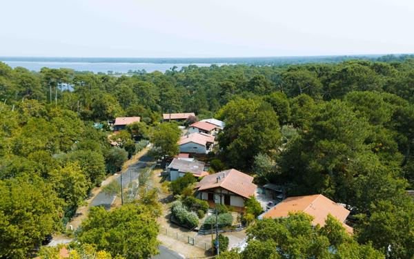 Maison à vendre    4 pièces •  Biscarrosse