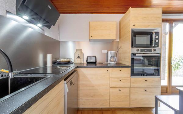 Maison à vendre    4 pièces •  Biscarrosse