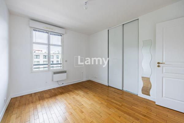 Penthouse 6 pieces - dernier etage terrasse avec vue marne