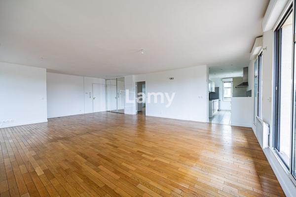 Penthouse 6 pieces - dernier etage terrasse avec vue marne