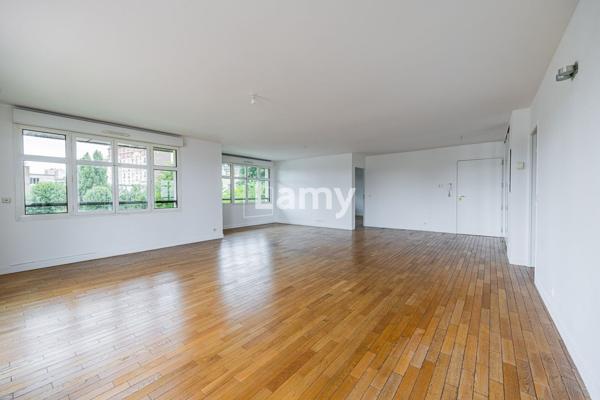 Penthouse 6 pieces - dernier etage terrasse avec vue marne