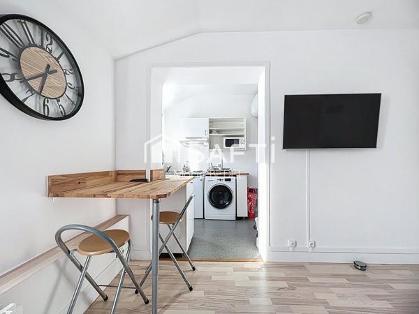 Chaville centre ville. Studio de 21 m² + cave.