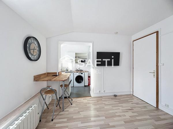 Chaville centre ville. Studio de 21 m² + cave.