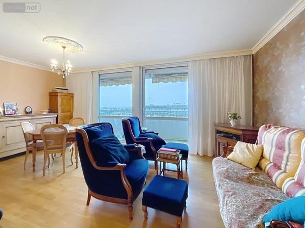 Appartement à vendre à Lorient dans le Morbihan (56100), ref : 56079-1552   
Centre Ville