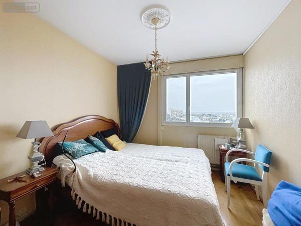 Appartement à vendre à Lorient dans le Morbihan (56100), ref : 56079-1552   
Centre Ville