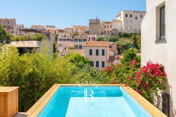 Marseille 7ème, Villa 3 Chambres -  216 m² à vendre
