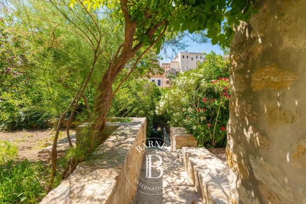 Marseille 7ème, Villa 3 Chambres -  216 m² à vendre