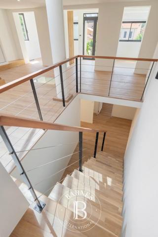 Marseille 7ème, Villa 3 Chambres -  216 m² à vendre