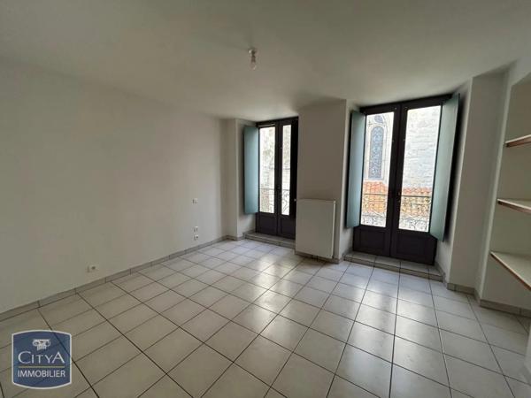 Appartement à louer 3 pièces 73.07m² Lisle (24350)