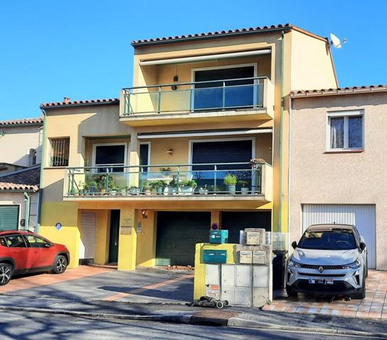 Appartement T4 avec terrasse, garage et parking
