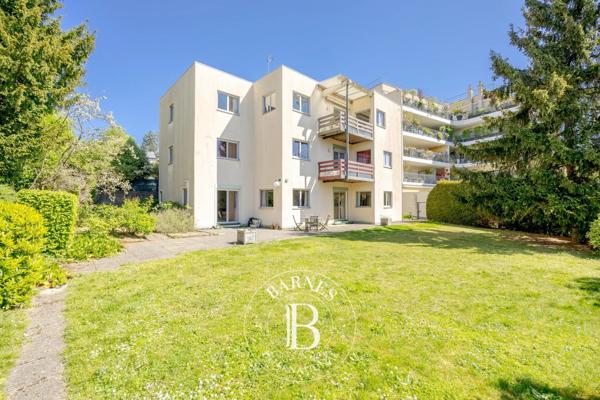 Saint-Cloud, Appartement 3 Chambres -  140 m² à vendre