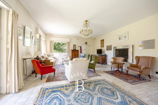 Saint-Cloud, Appartement 3 Chambres -  140 m² à vendre