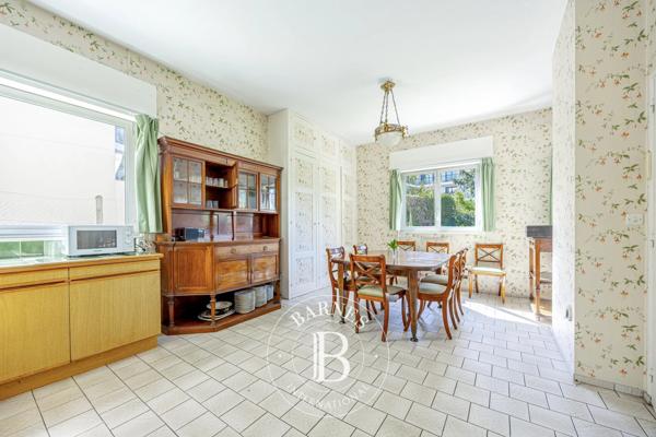 Saint-Cloud, Appartement 3 Chambres -  140 m² à vendre